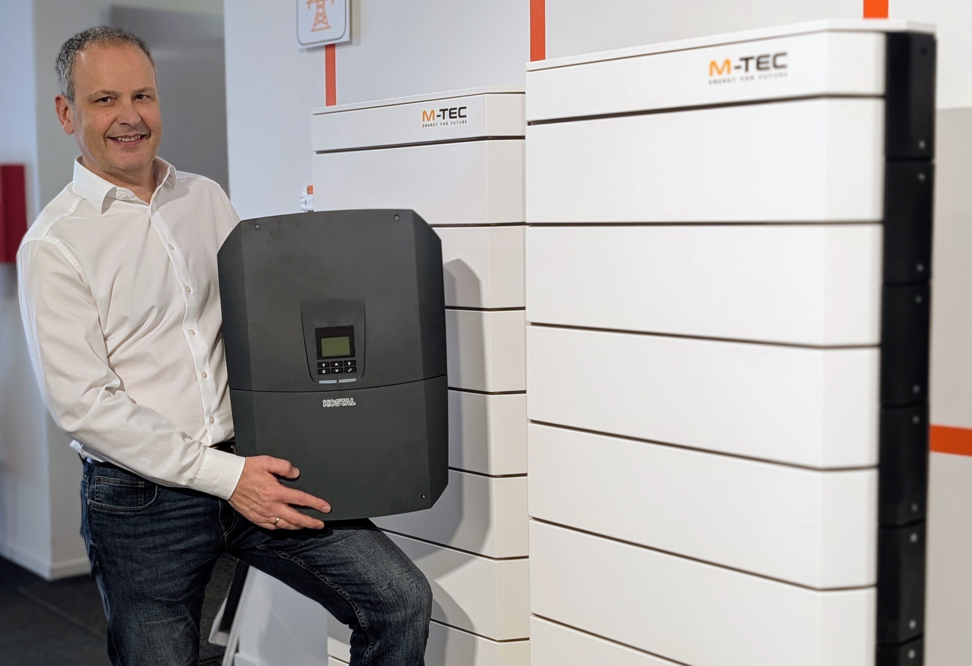 M-TEC und KOSTAL: Europäische Allianz für Batteriespeicher, Wechselrichter und ganzheitliches Energiemanagement